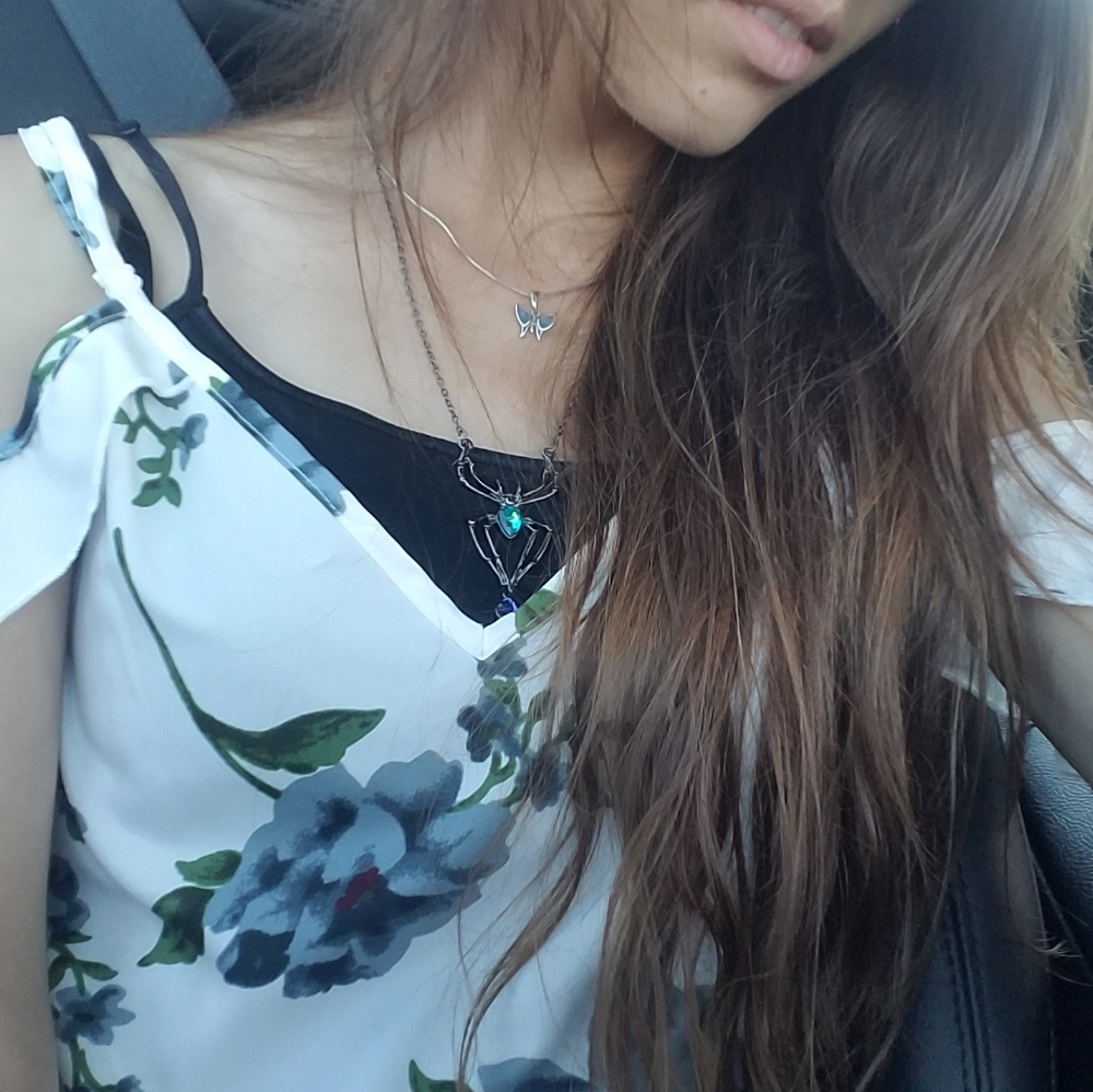 Spider Gem Necklace - Picture 8 of 10